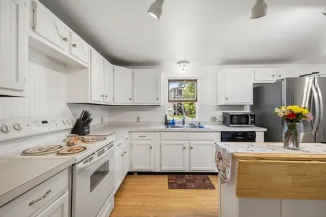 25 Pearl Street Waterboro ME 04087