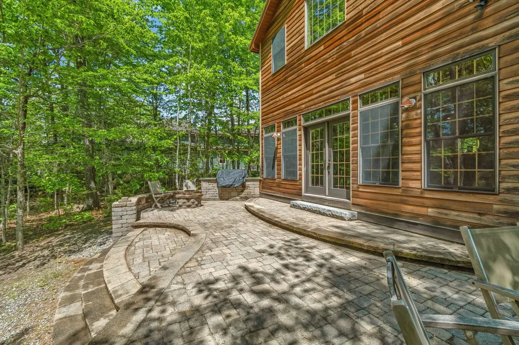 175 Peninsula Drive Rome ME 04963
