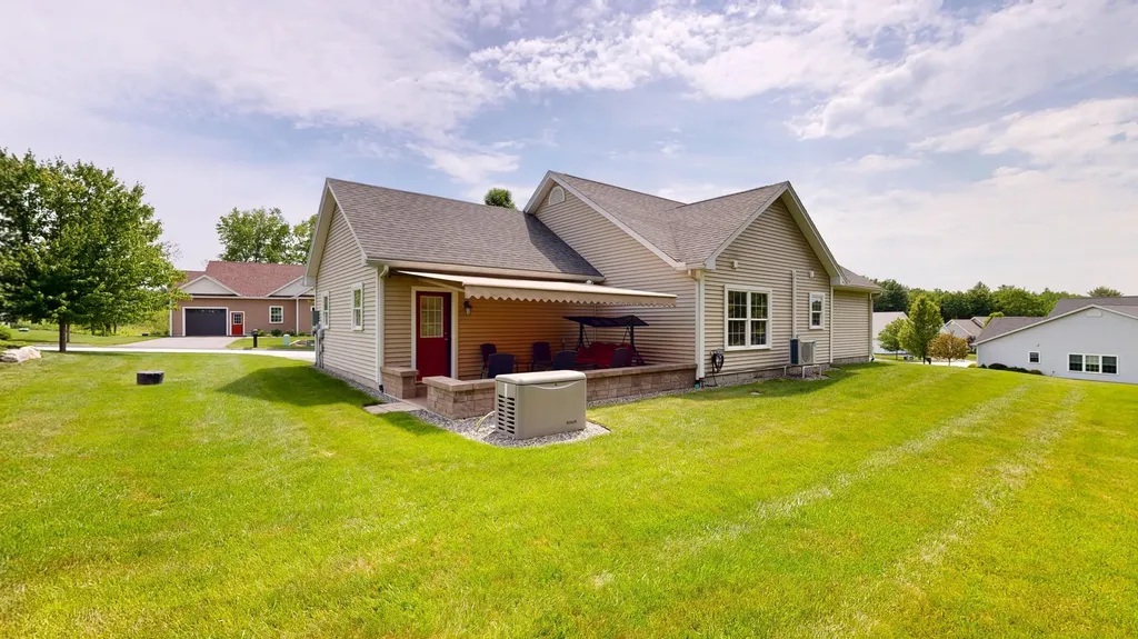 7 Cortland Way Lewiston ME 04240