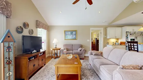 7 Cortland Way Lewiston ME 04240