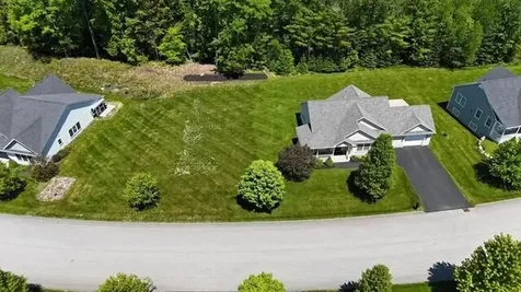 7 Cortland Way Lewiston ME 04240