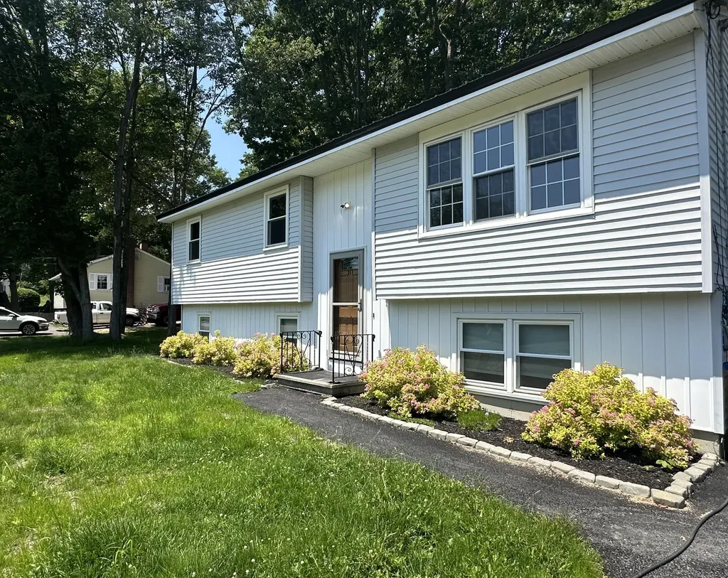 211 Alfred Street South Portland ME 04106