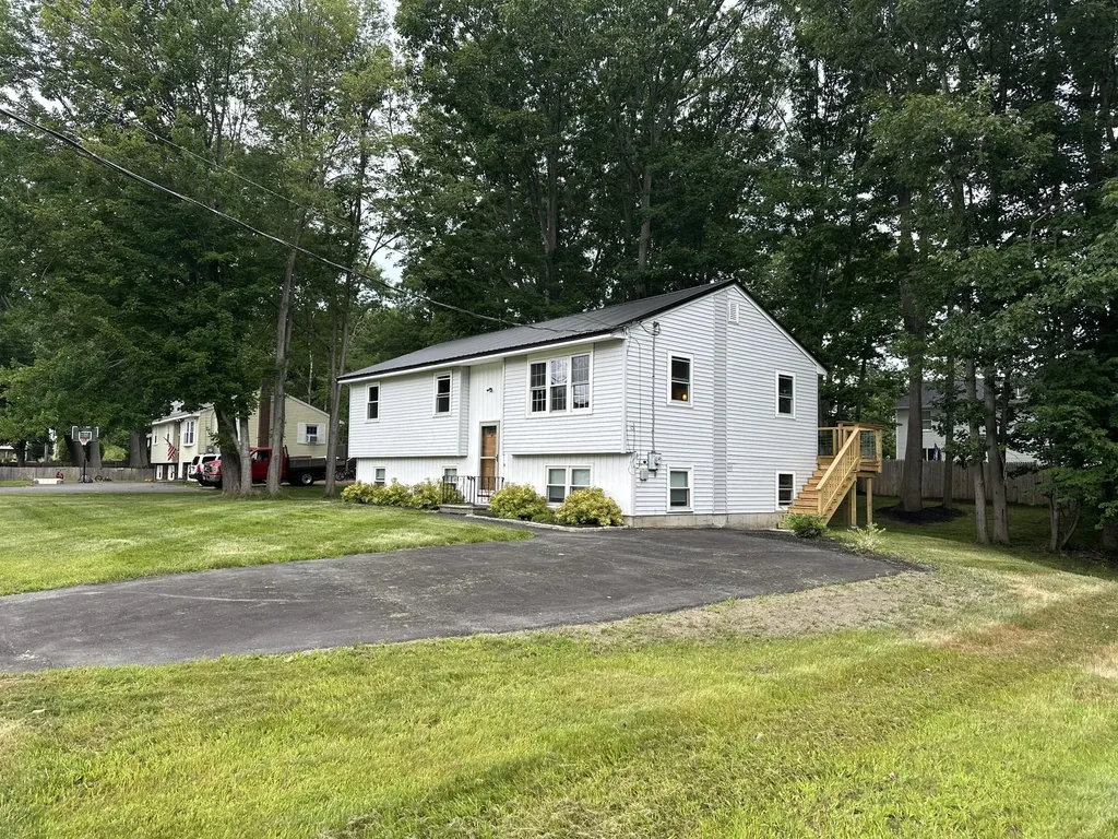 211 Alfred Street South Portland ME 04106