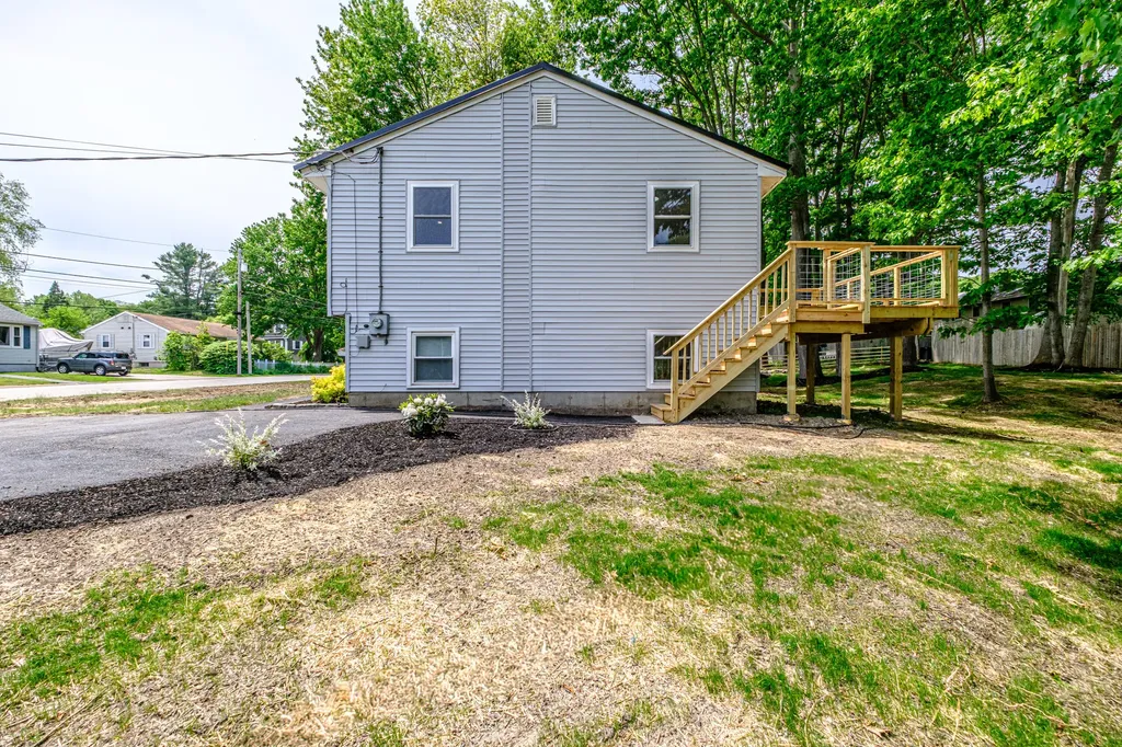 211 Alfred Street South Portland ME 04106
