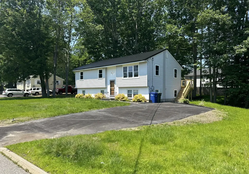 211 Alfred Street South Portland ME 04106
