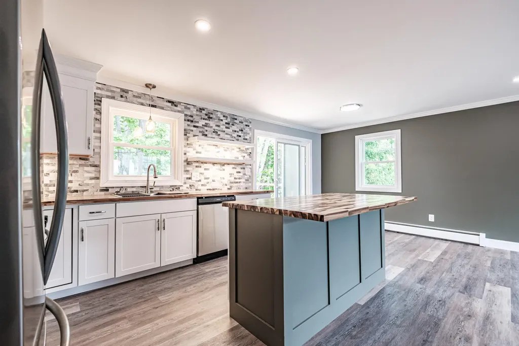 211 Alfred Street South Portland ME 04106