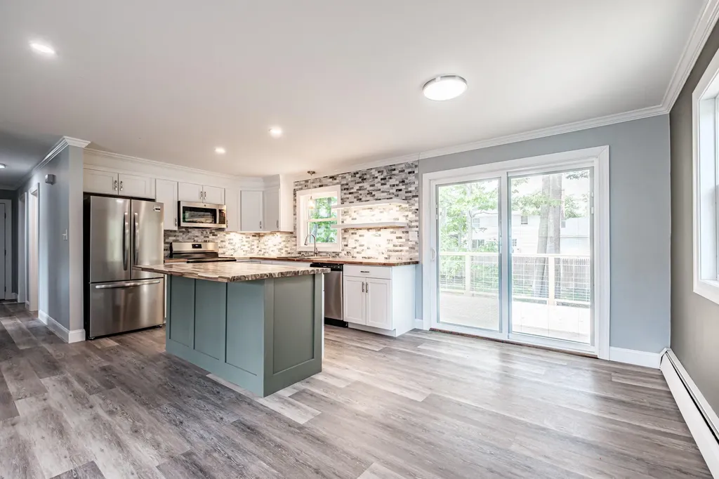 211 Alfred Street South Portland ME 04106