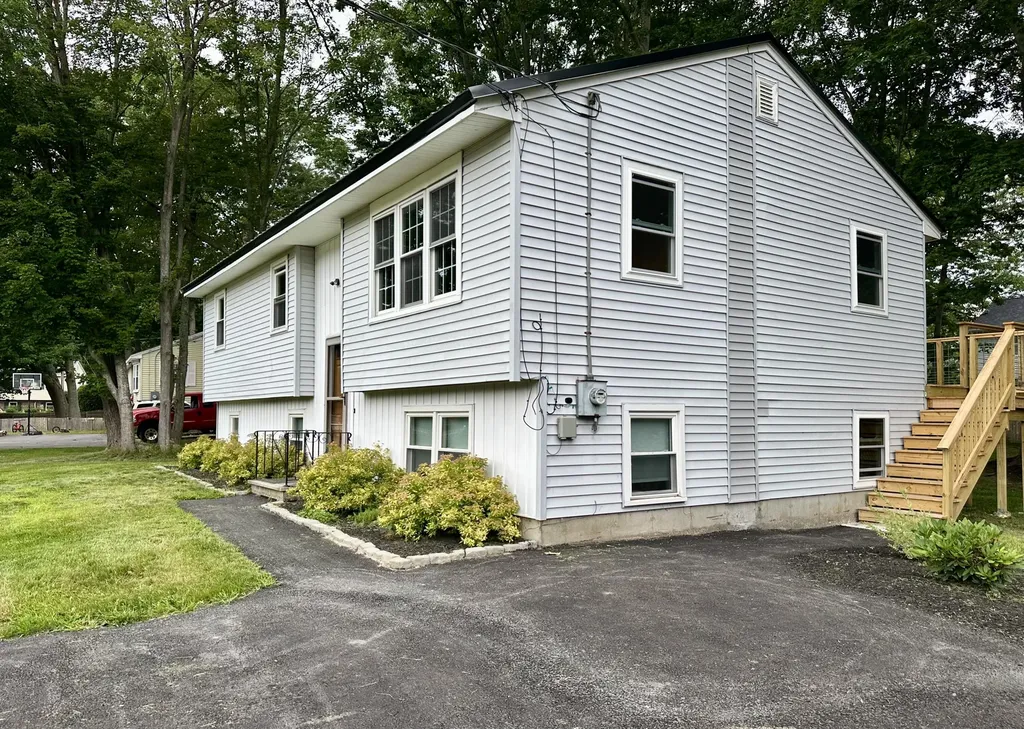 211 Alfred Street South Portland ME 04106
