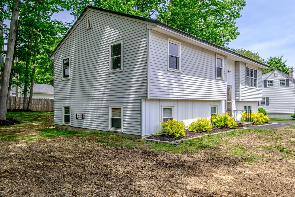211 Alfred Street South Portland ME 04106