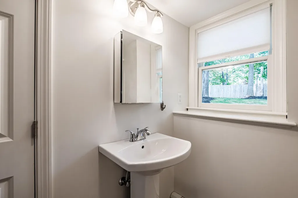211 Alfred Street South Portland ME 04106