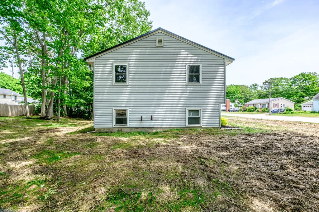 211 Alfred Street South Portland ME 04106