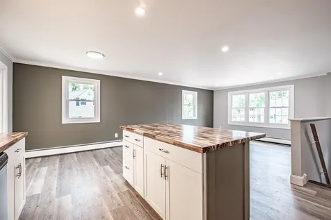 211 Alfred Street South Portland ME 04106
