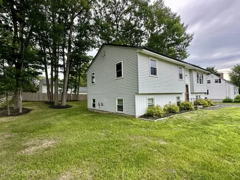 211 Alfred Street South Portland ME 04106