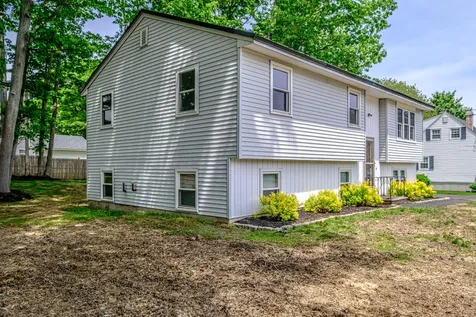 211 Alfred Street South Portland ME 04106