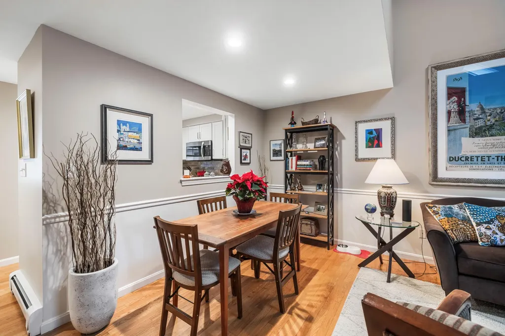 19 Mast Lane Westbrook ME 04011