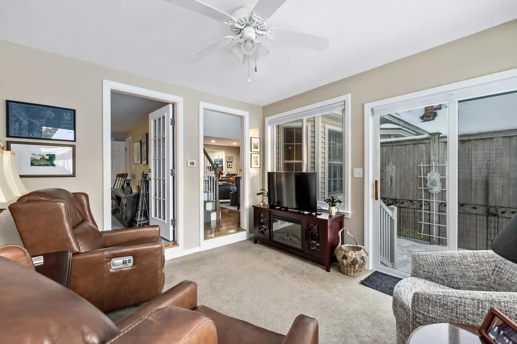 19 Mast Lane Westbrook ME 04011