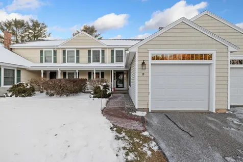 19 Mast Lane Brunswick ME 04011