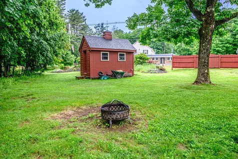 3 Stone Post Lane North Yarmouth ME 04097