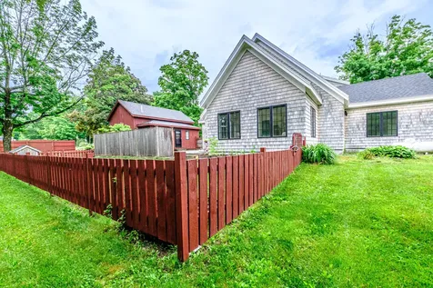 3 Stone Post Lane North Yarmouth ME 04097