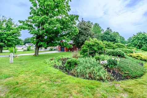 3 Stone Post Lane North Yarmouth ME 04097