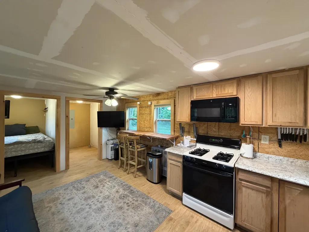 99 Maxwell Road Lee ME 04455