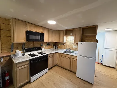 99 Maxwell Road Lee ME 04455