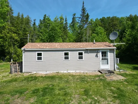 99 Maxwell Road Lee ME 04455