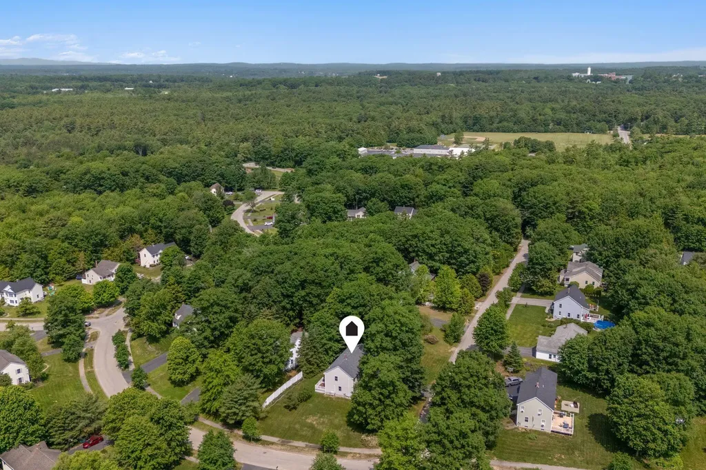19 Bradford Drive Gorham ME 04038