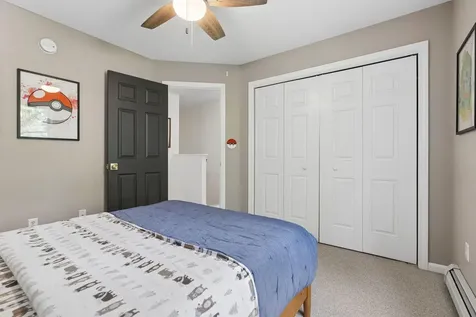 19 Bradford Drive Gorham ME 04038