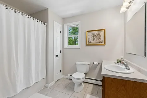 19 Bradford Drive Gorham ME 04038