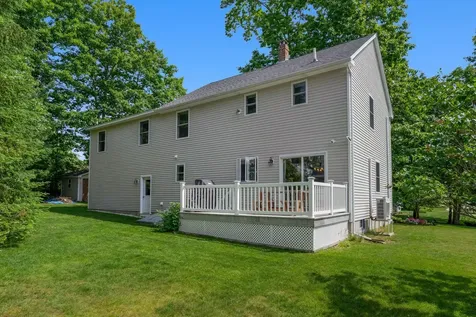19 Bradford Drive Gorham ME 04038