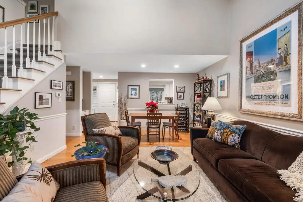 19 Mast Lane Brunswick ME 04011