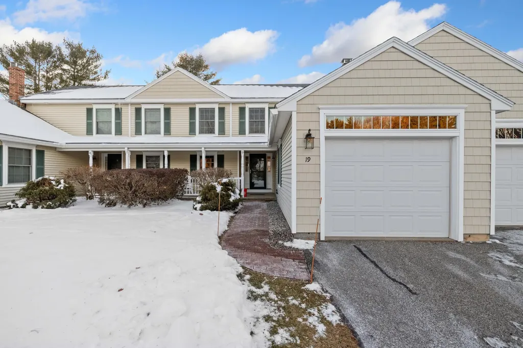19 Mast Lane Brunswick ME 04011