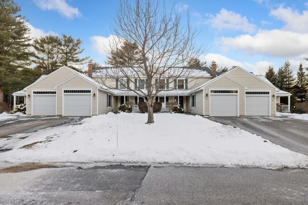 19 Mast Lane Brunswick ME 04011