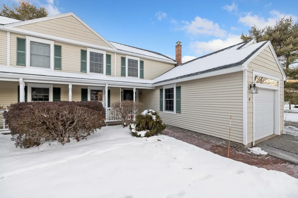 19 Mast Lane Brunswick ME 04011