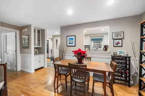 19 Mast Lane Brunswick ME 04011