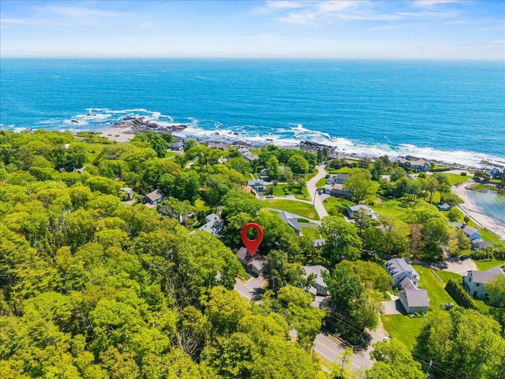 1088 Shore Road Cape Elizabeth ME 04107