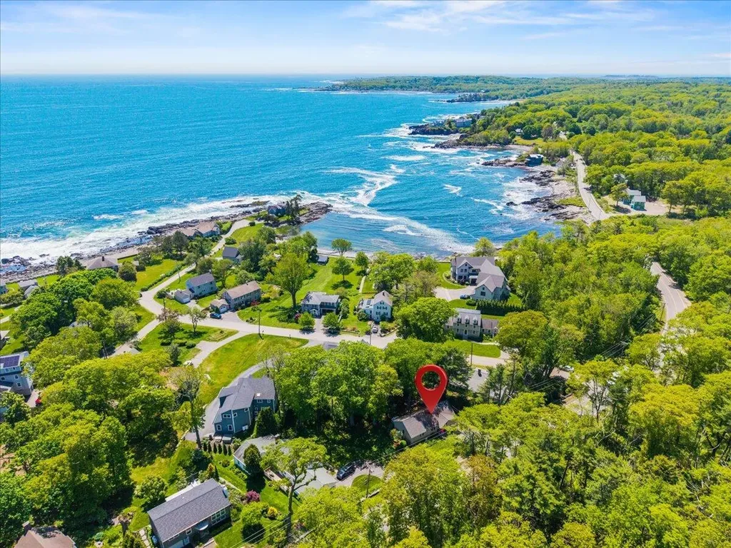 1088 Shore Road Cape Elizabeth ME 04107