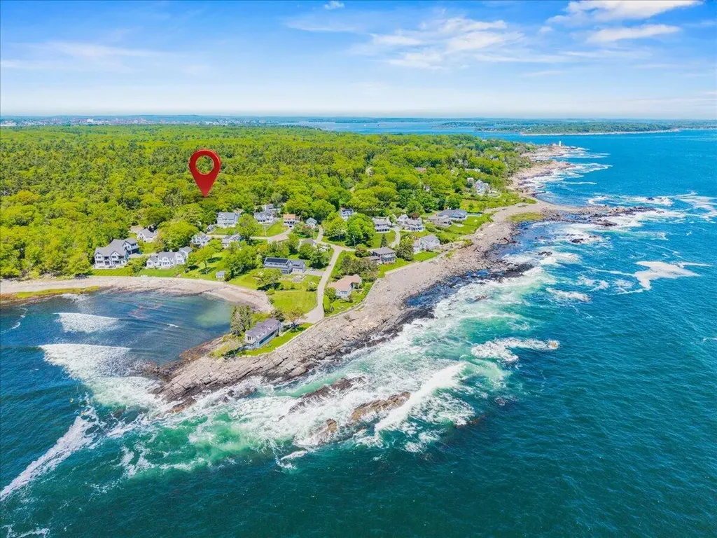 1088 Shore Road Cape Elizabeth ME 04107