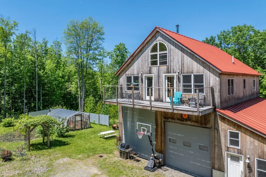 414 Youngtown Road Lincolnville ME 04849