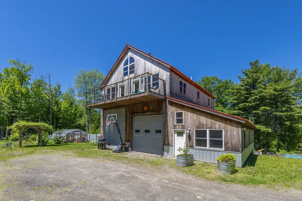 414 Youngtown Road Lincolnville ME 04849