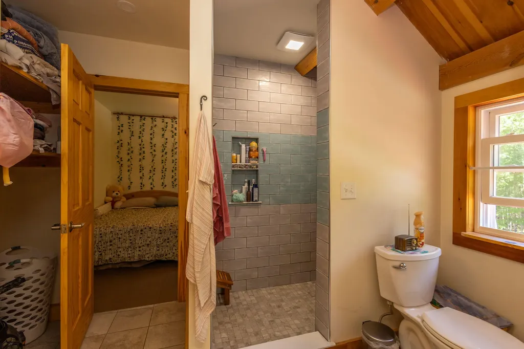 414 Youngtown Road Lincolnville ME 04849
