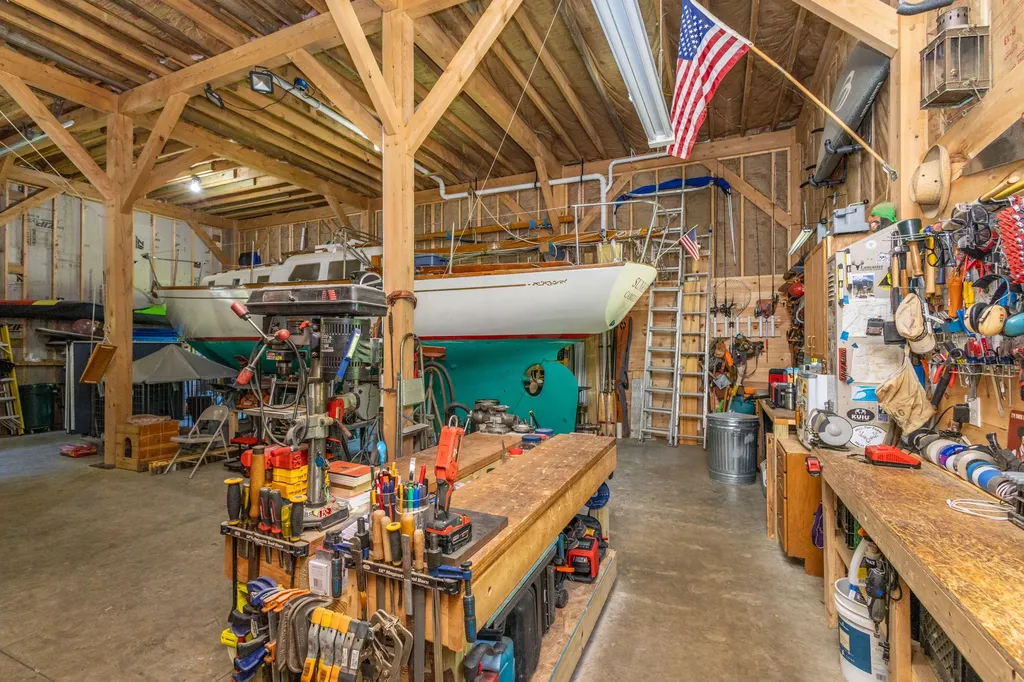 414 Youngtown Road Lincolnville ME 04849