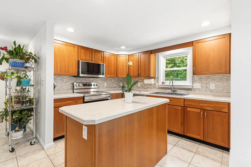105 Gateway Commons Drive Gorham ME 04038
