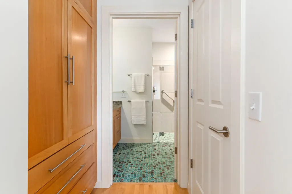 135 Sheridan Street Portland ME 04101
