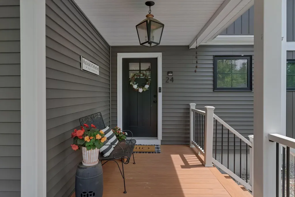 24 Leonards Way Windham ME 04062
