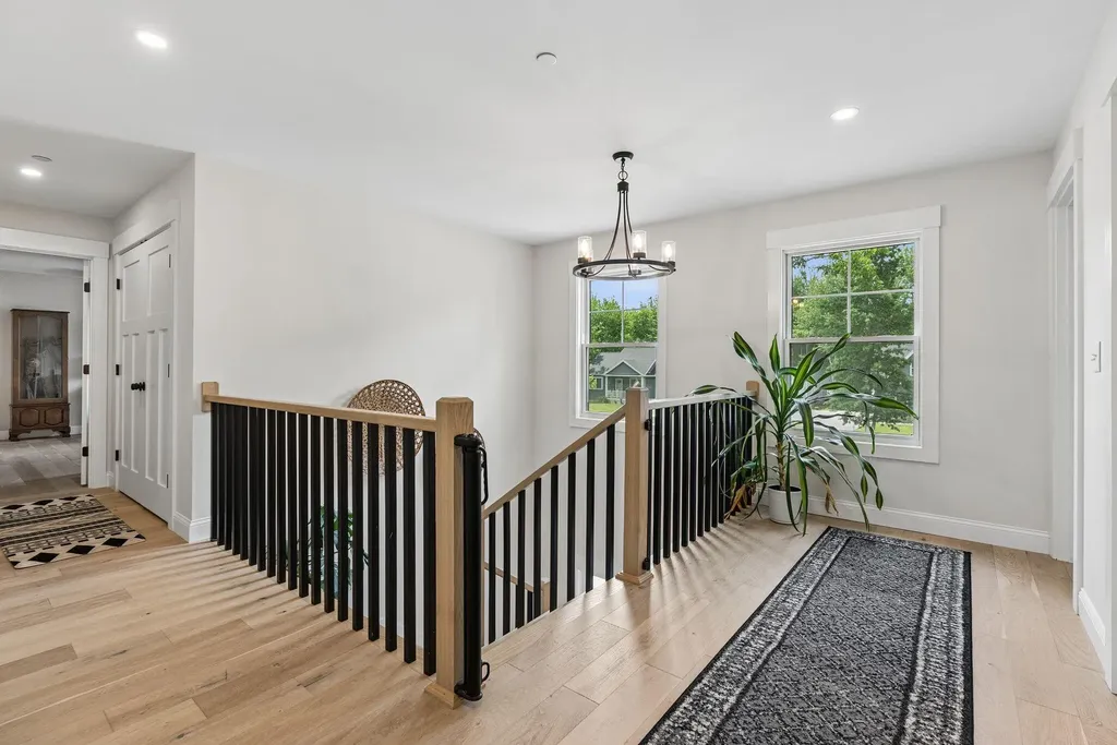 24 Leonards Way Windham ME 04062