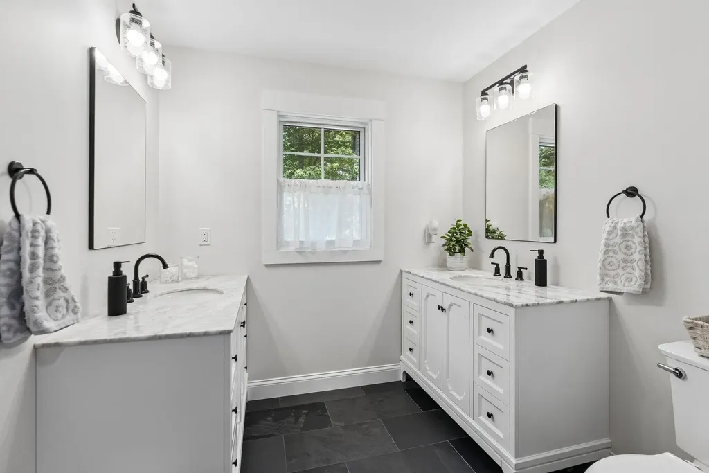 24 Leonards Way Windham ME 04062