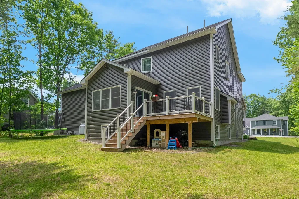 24 Leonards Way Windham ME 04062