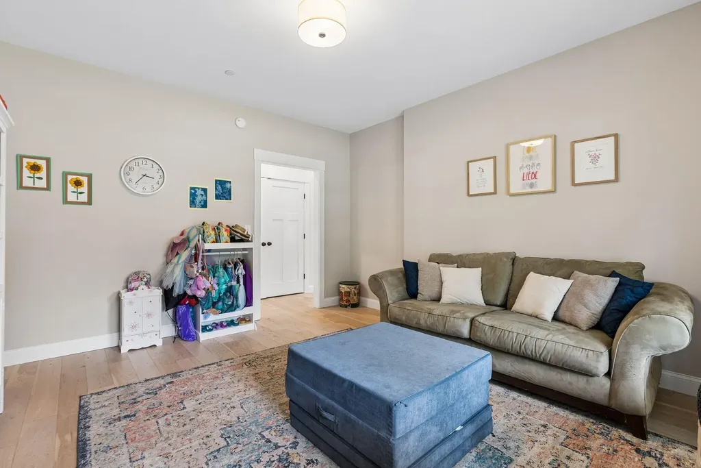 24 Leonards Way Windham ME 04062